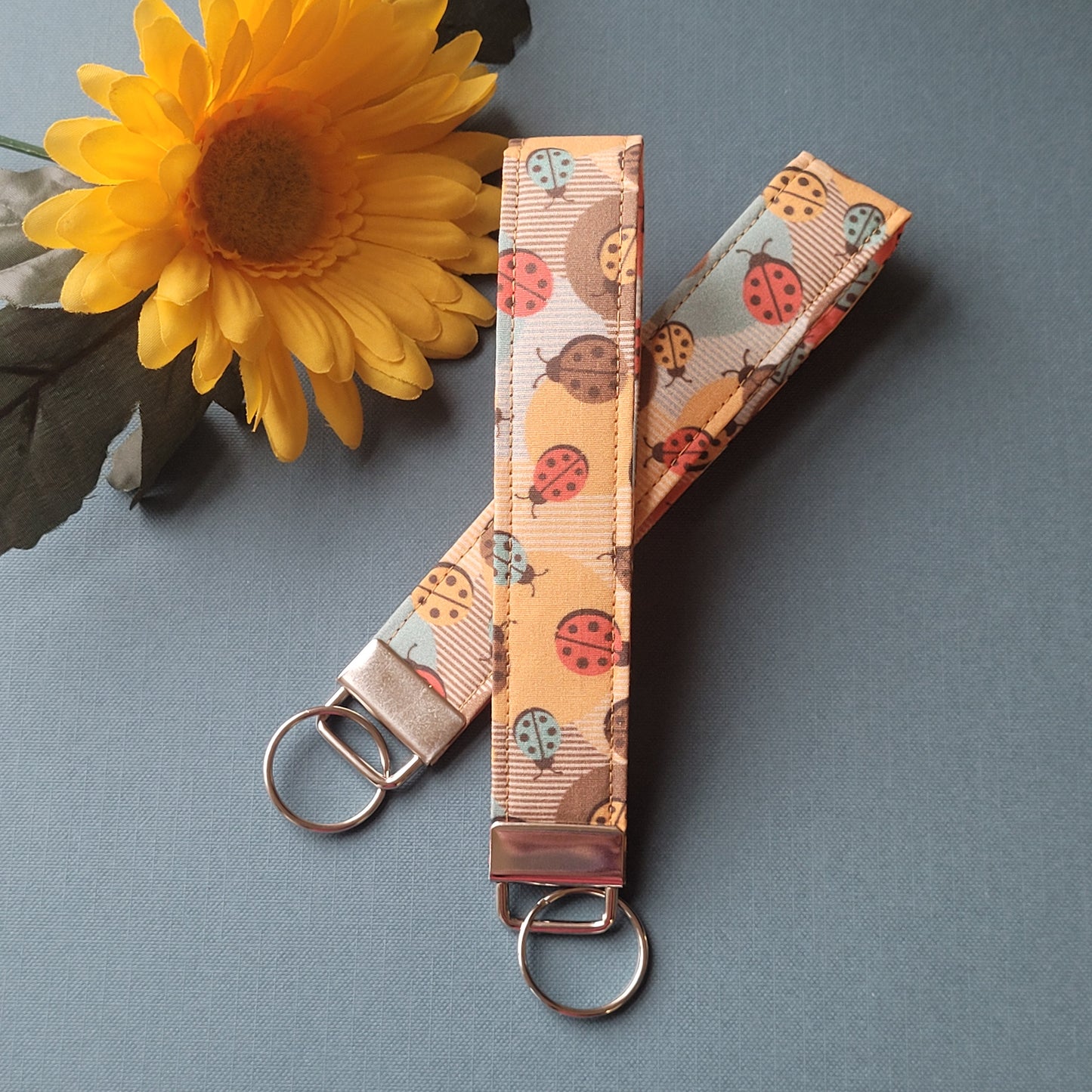 Ladybug Keychain, LadyBird Keychain Strap for Keys, Lady Bug Retro Key Holder