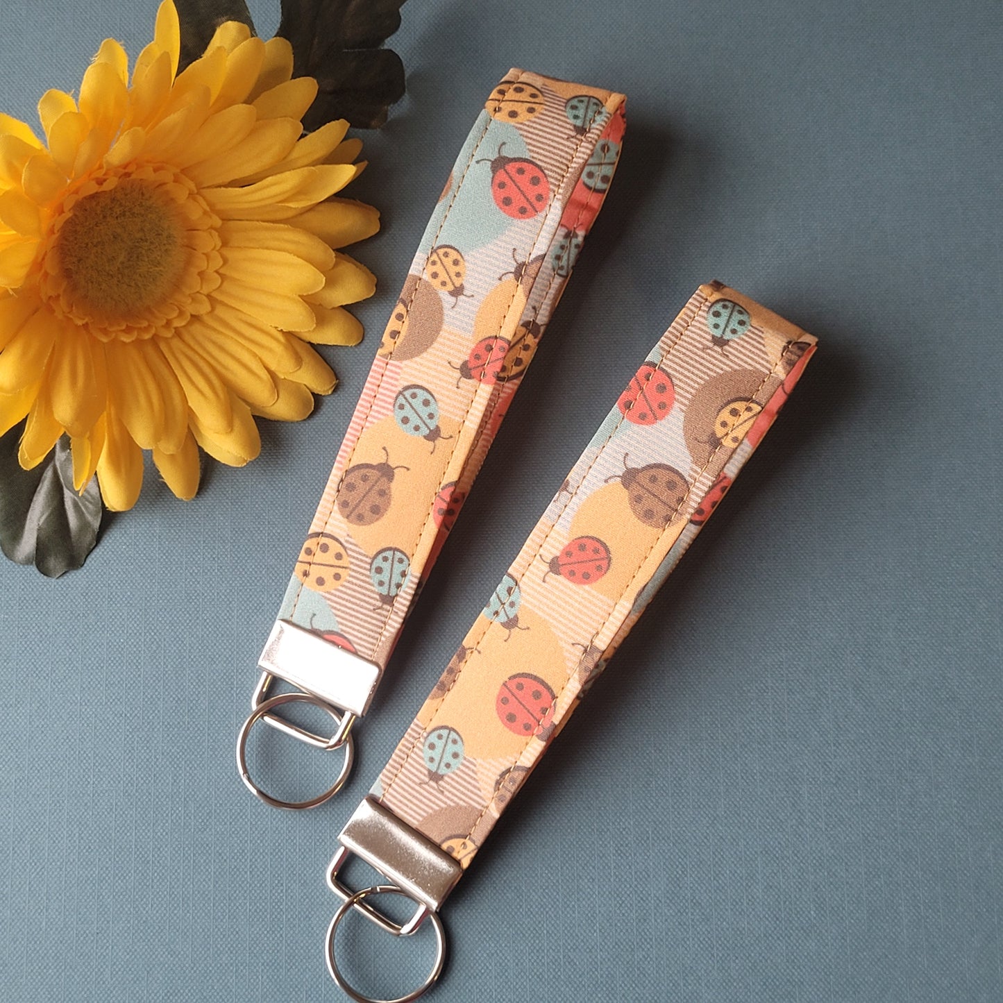 Ladybug Keychain, LadyBird Keychain Strap for Keys, Lady Bug Retro Key Holder